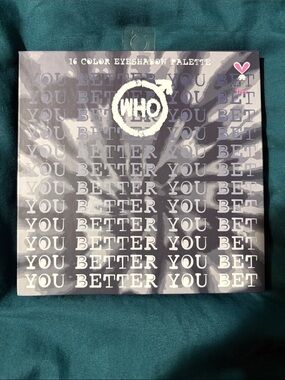 CAI - WHO 16-Color 'You Better' Eyeshadow Palette
